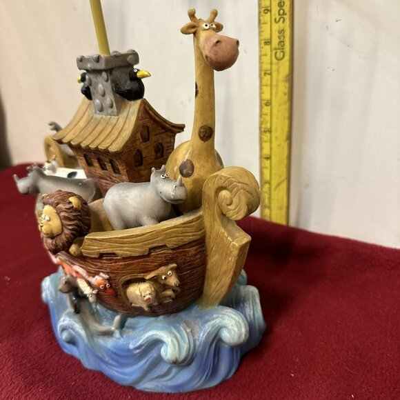 Member's Mark 24"Noah's Ark Christmas Tree 5 Hand Finished Animal Ornaments - Picture 4 of 12